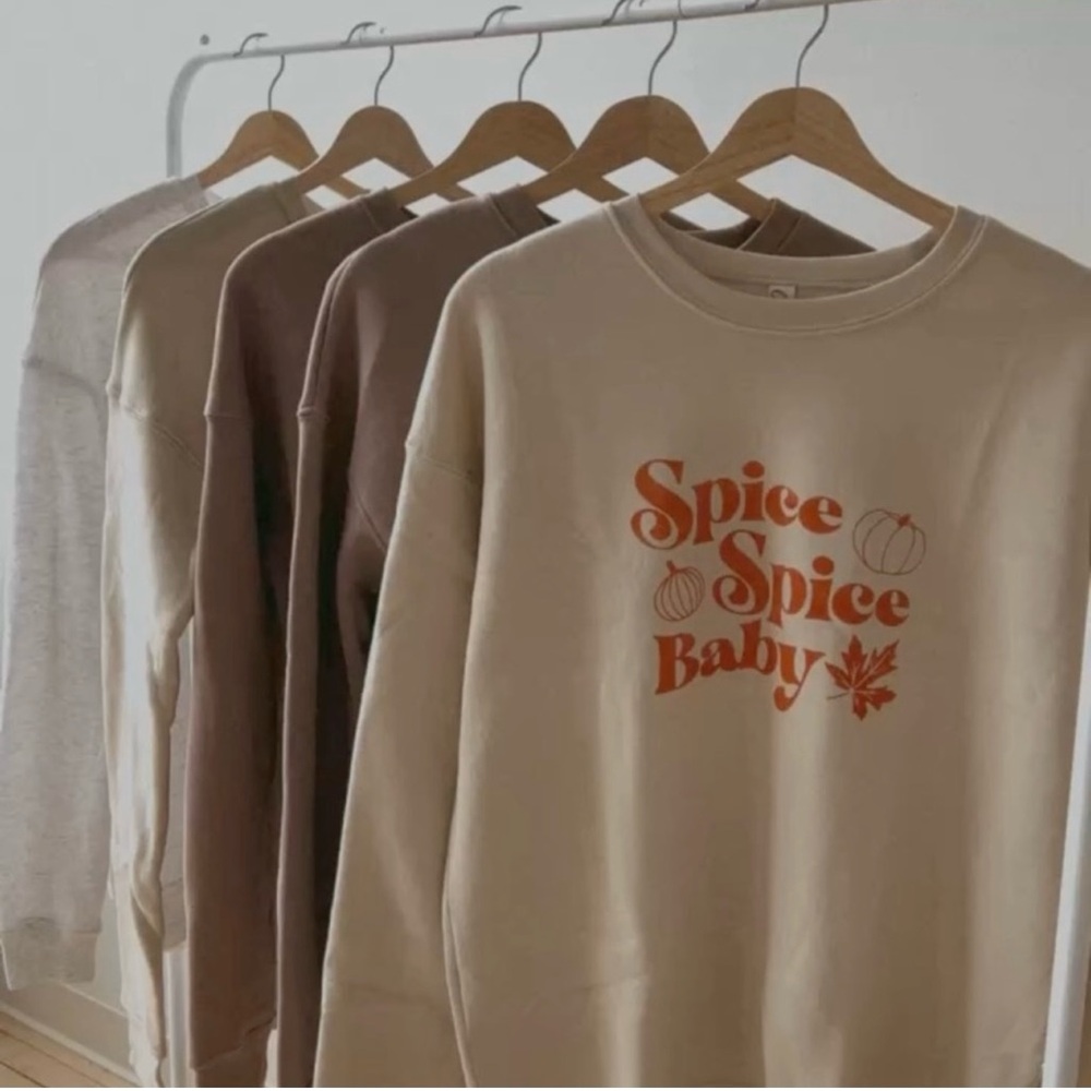Beige 'Spice Spice Baby' Sweatshirt